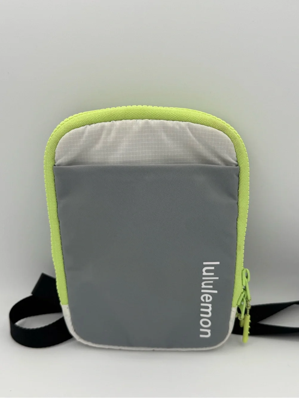lululemon athletica Easy Access Crossbody Bag Belt Bag Gray White Neon Green
